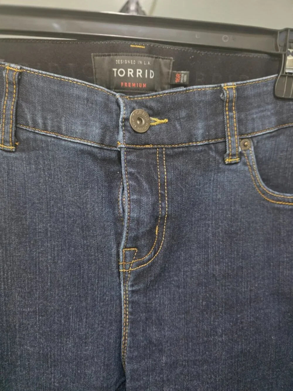 Torrid Premium Stretch Skinny Jeans | Size 16 | Dark Wash Denim - Picture 4 of 10
